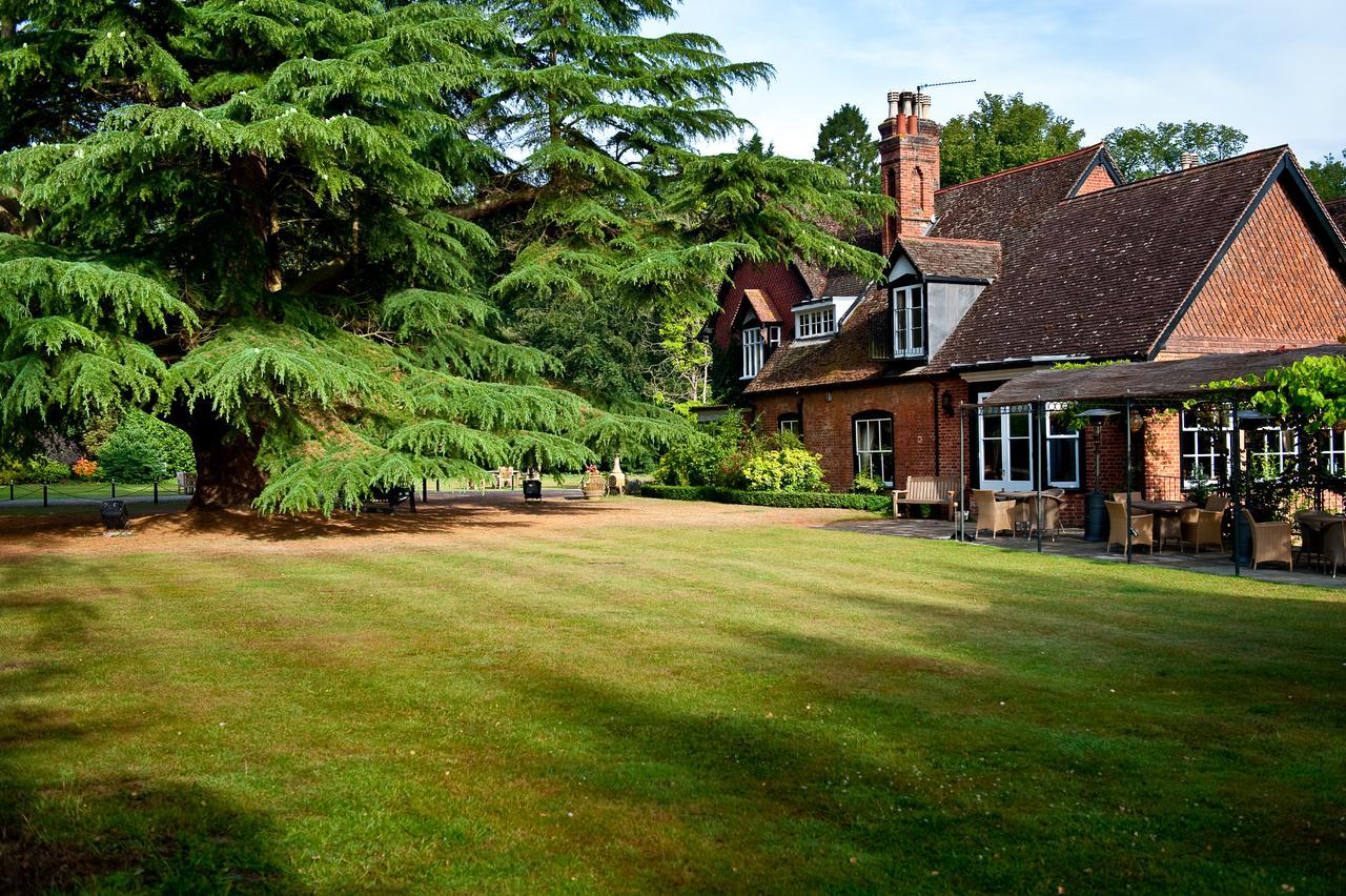 Ravenwood Hall Hotel Bury St. Edmunds Exterior foto