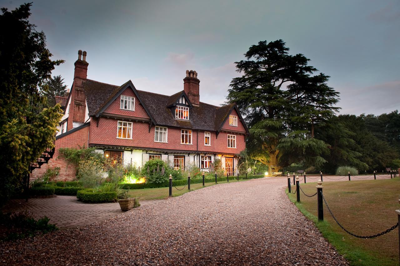 Ravenwood Hall Hotel Bury St. Edmunds Exterior foto
